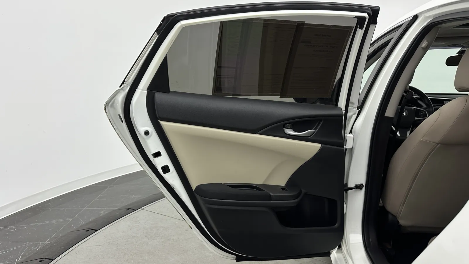 Honda Civic photo 20
