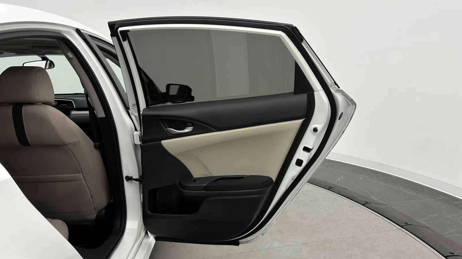 Honda Civic photo 22