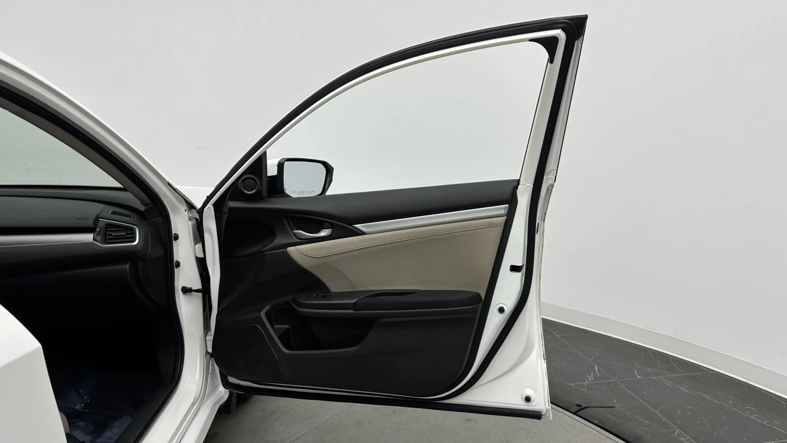 Honda Civic photo 27