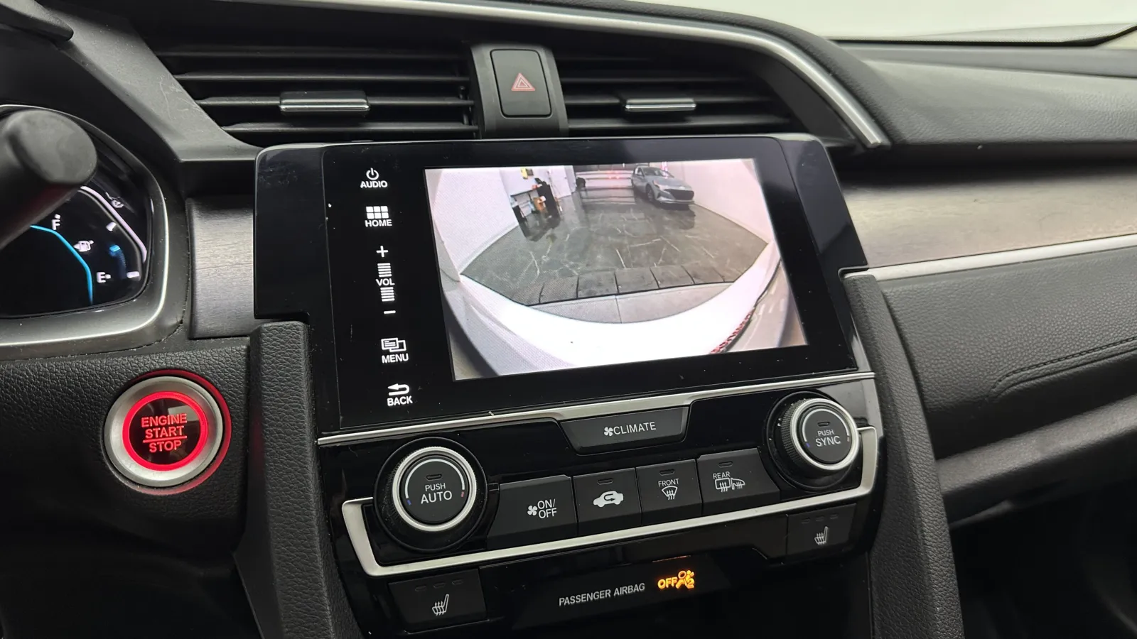 Honda Civic photo 18