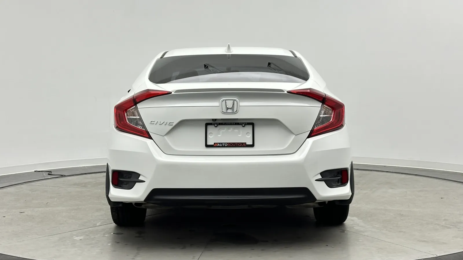 Honda Civic photo 5