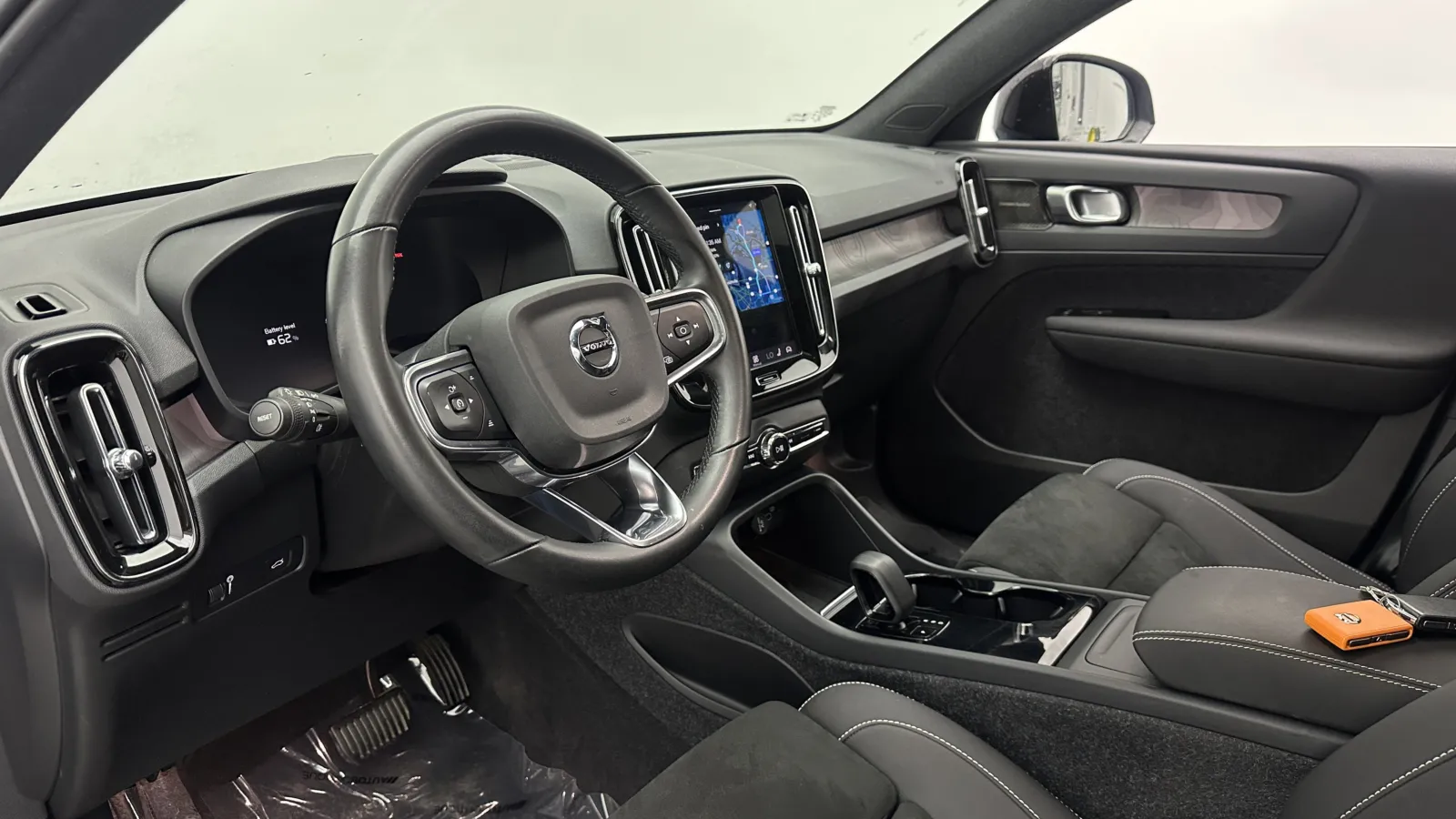 Volvo C40 photo 12