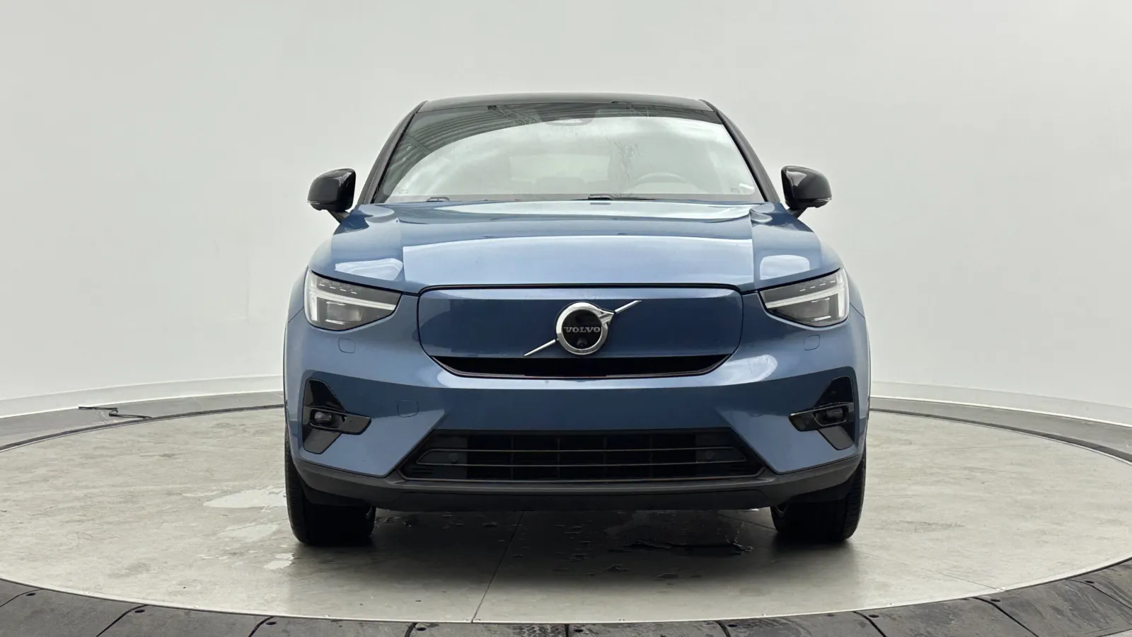 Volvo C40 photo 2