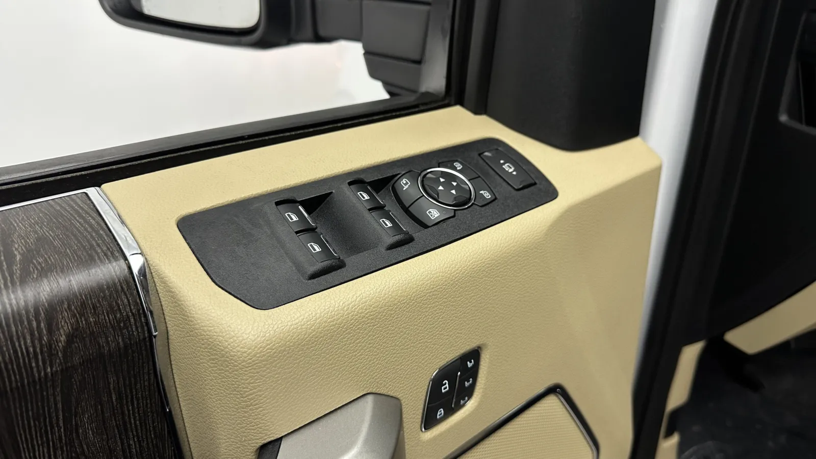 Ford F-250 photo 15