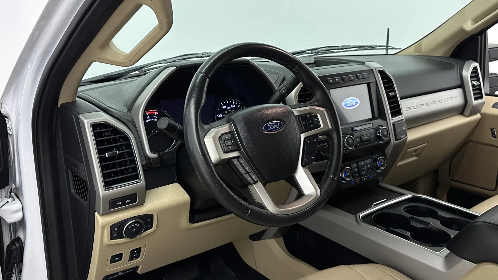 Ford F-250 photo 11