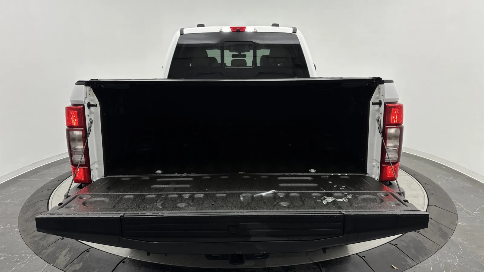 Ford F-250 photo 36