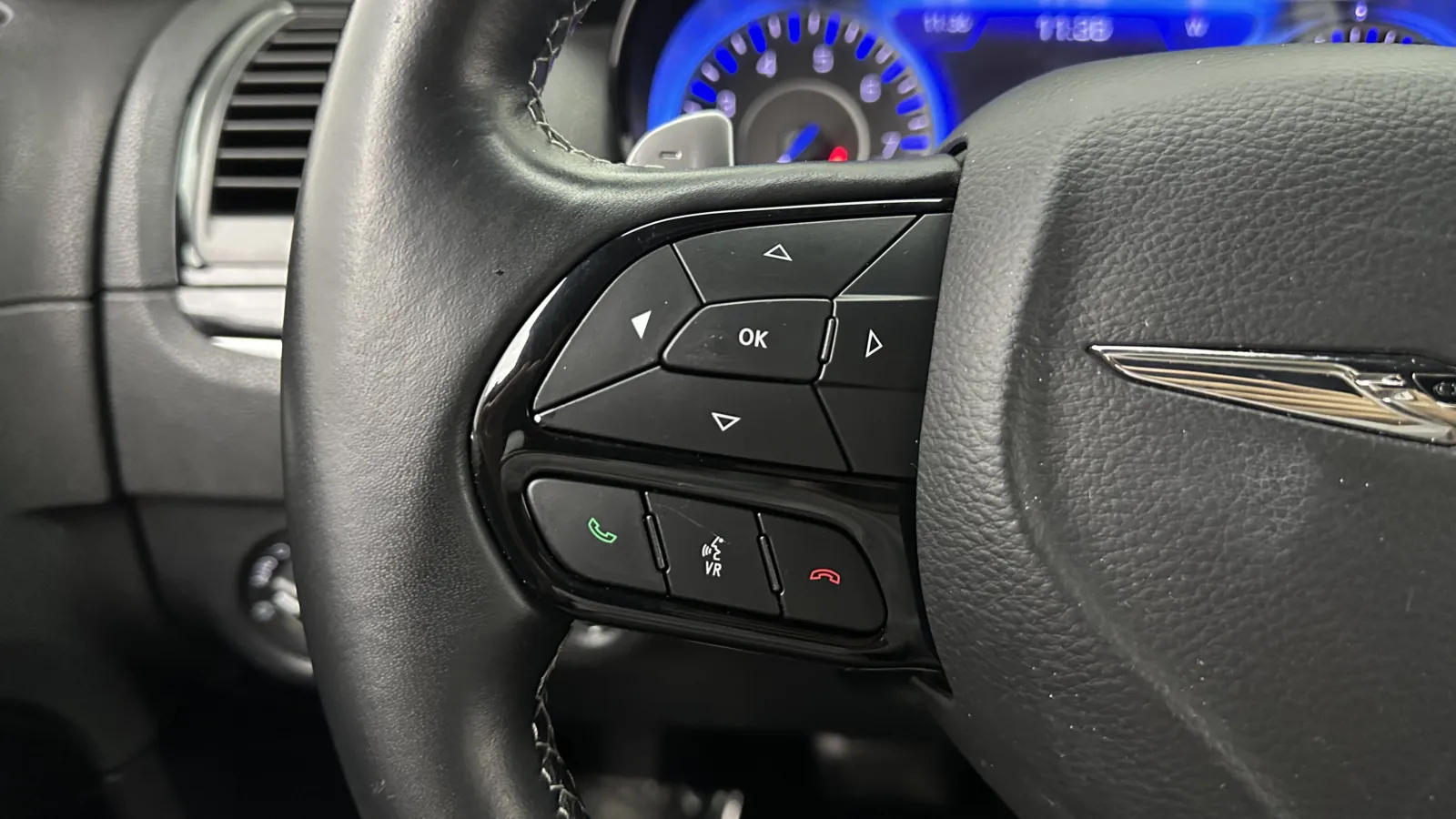 Chrysler 300 photo 20