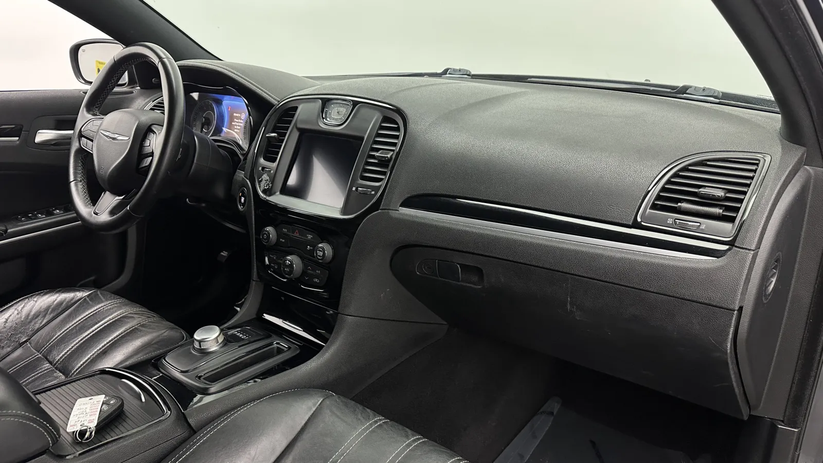Chrysler 300 photo 34