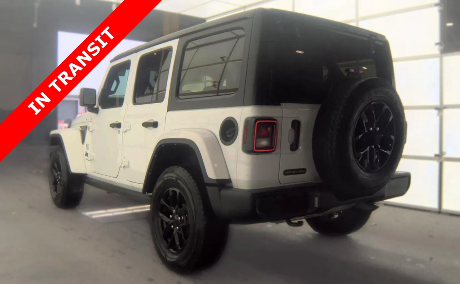 Jeep Wrangler photo 4