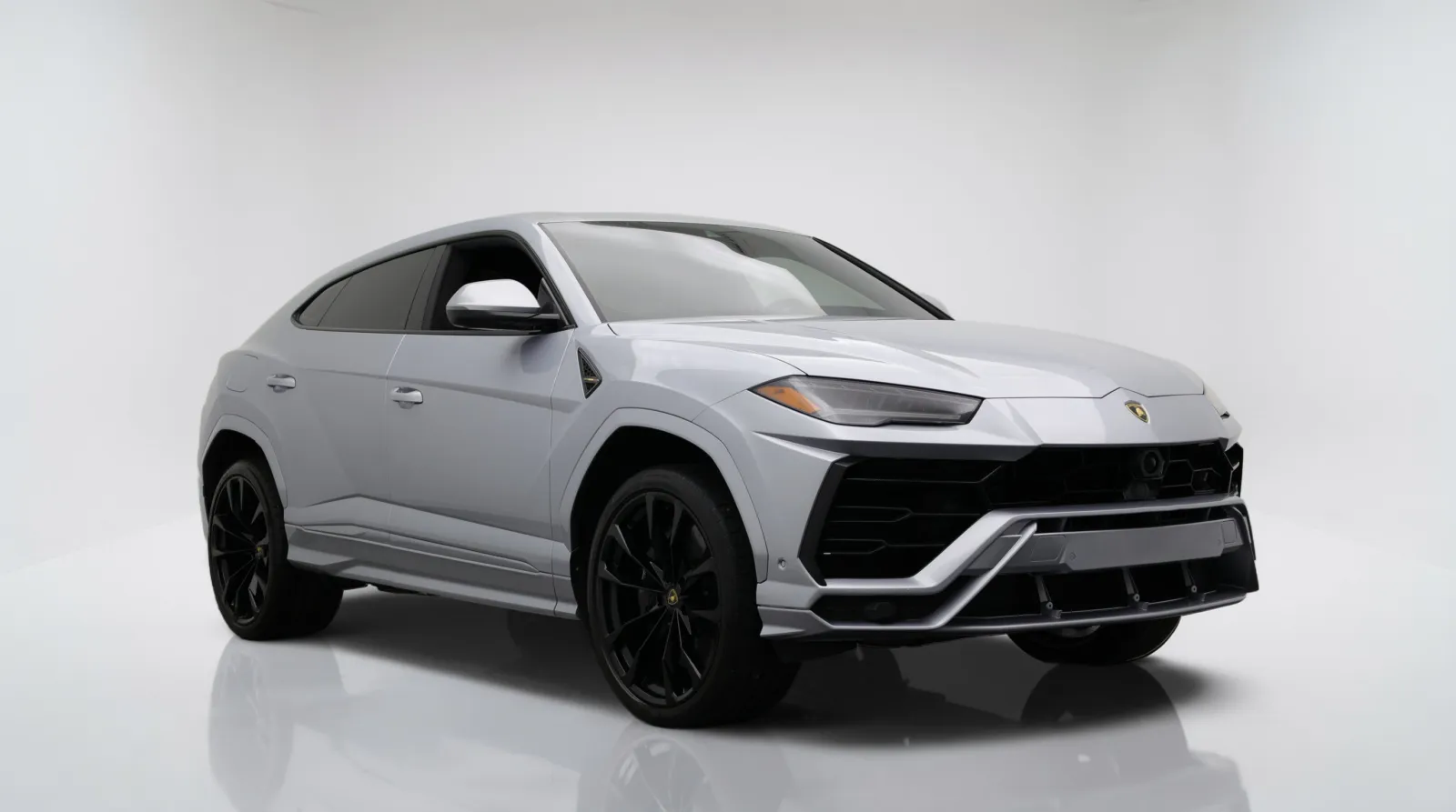 Lamborghini URUS photo 52