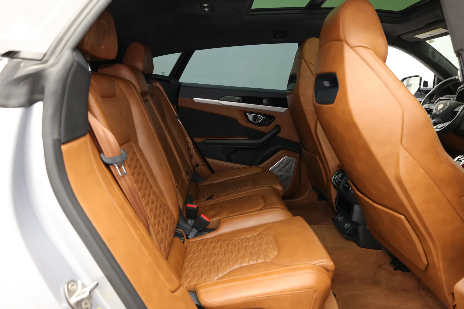 Lamborghini URUS photo 41