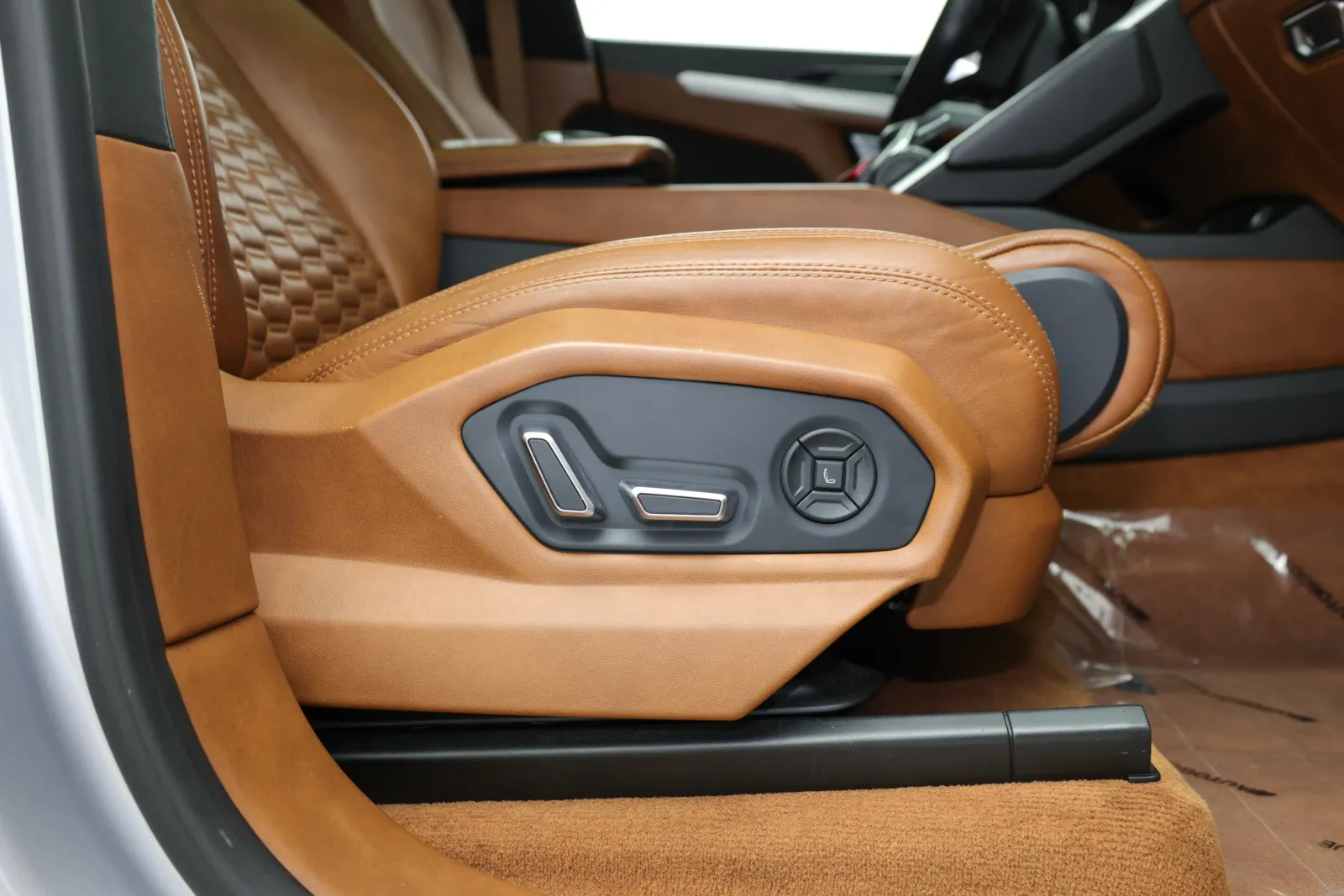 Lamborghini URUS photo 49