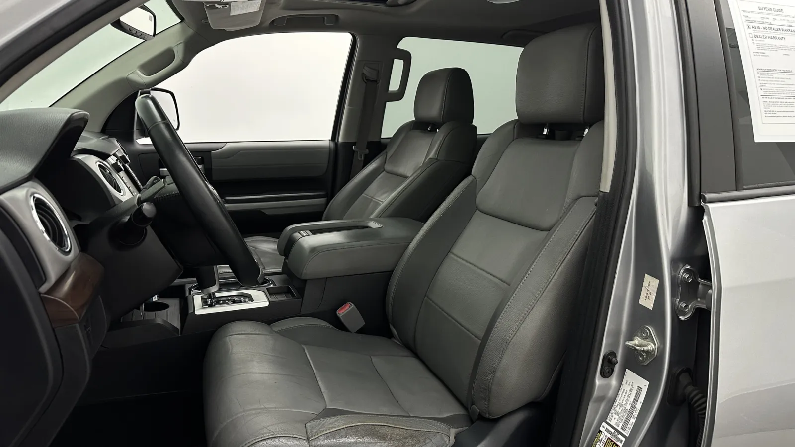 Toyota Tundra photo 13