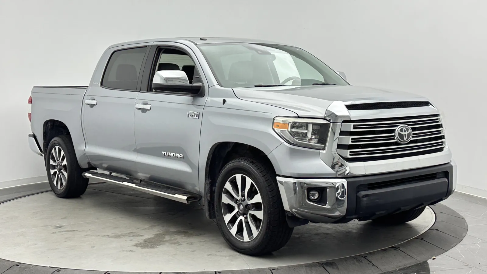 Toyota Tundra photo 3