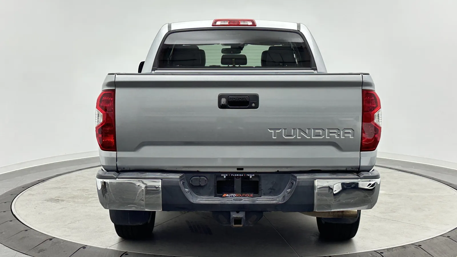 Toyota Tundra photo 6
