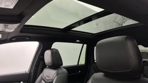 More photos of 2020 Cadillac XT6 FWD Premium Luxury at Auto Boutique Florida, FL