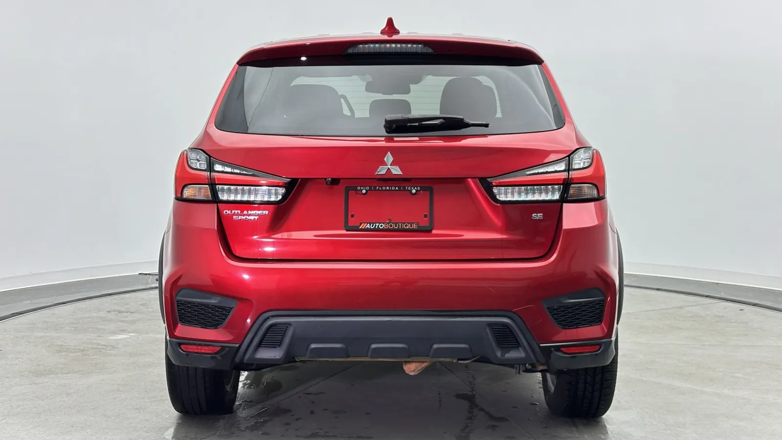 Mitsubishi Outlander Sport photo 6
