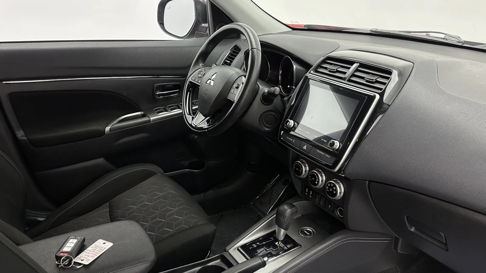 Mitsubishi Outlander Sport photo 32
