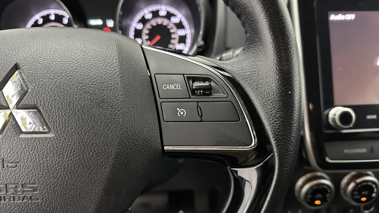 Mitsubishi Outlander Sport photo 20