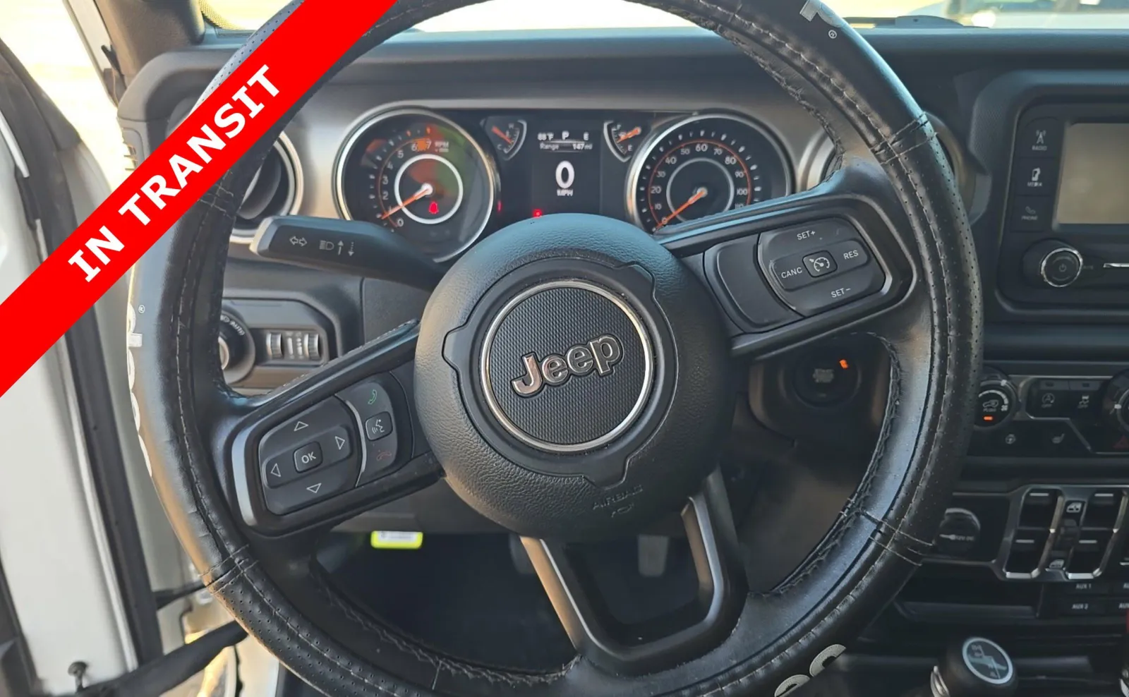 Jeep Wrangler photo 6