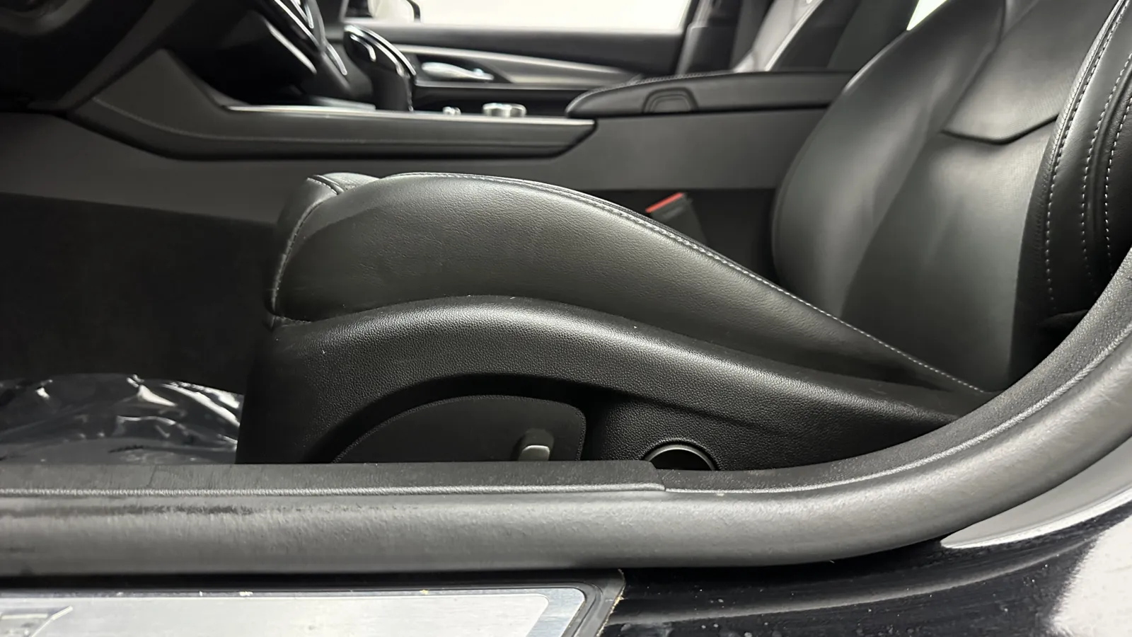 Cadillac CT5 photo 13