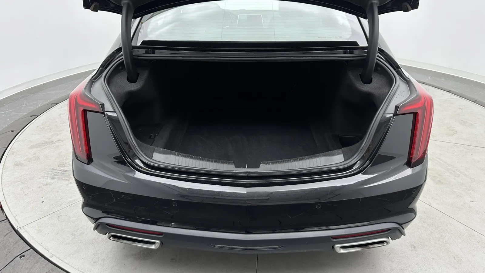 Cadillac CT5 photo 27