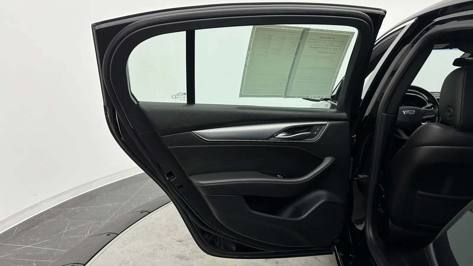 Cadillac CT5 photo 26