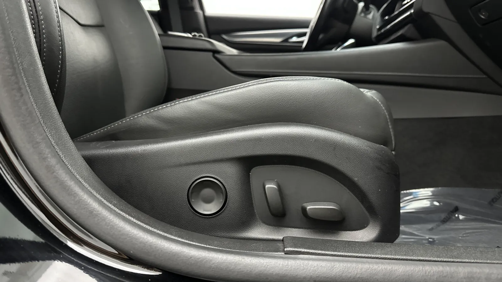 Cadillac CT5 photo 36