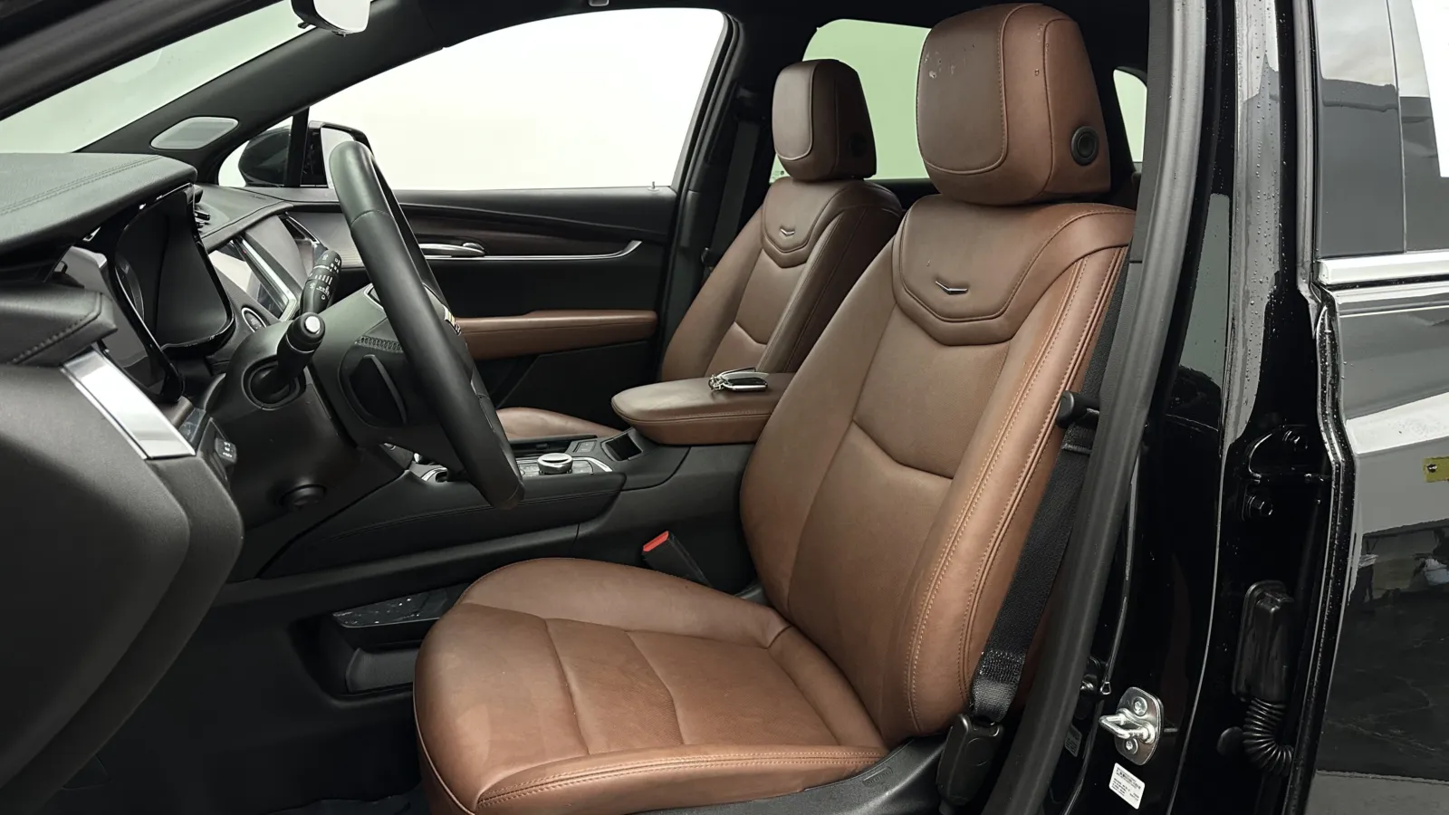 Cadillac XT5 photo 16
