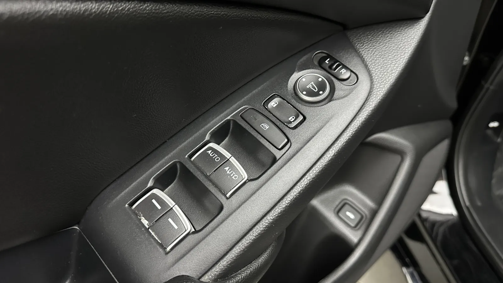 Honda Accord photo 10