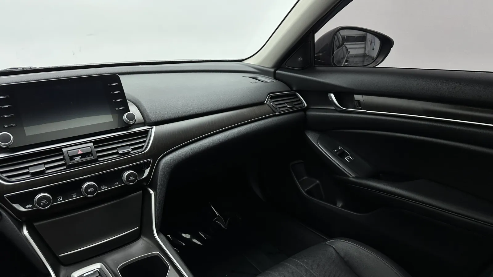 Honda Accord photo 27