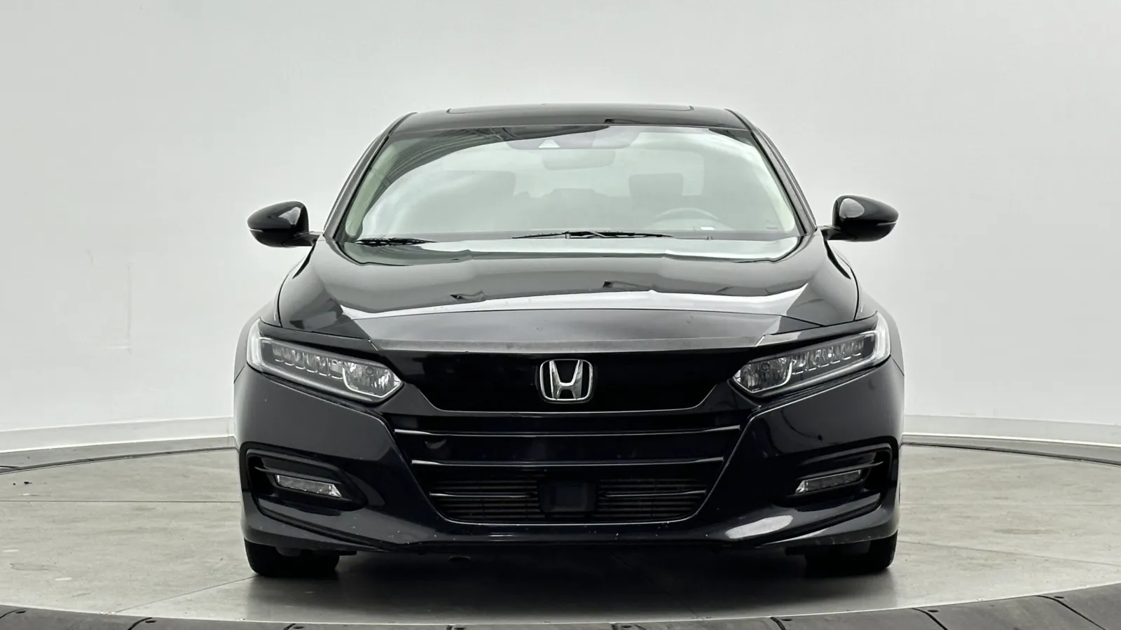 Honda Accord photo 2