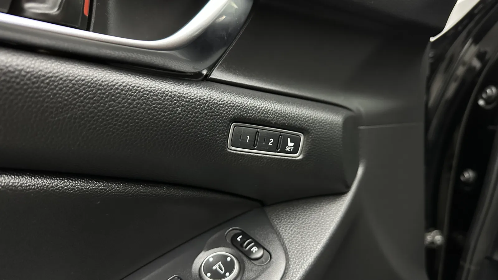 Honda Accord photo 11