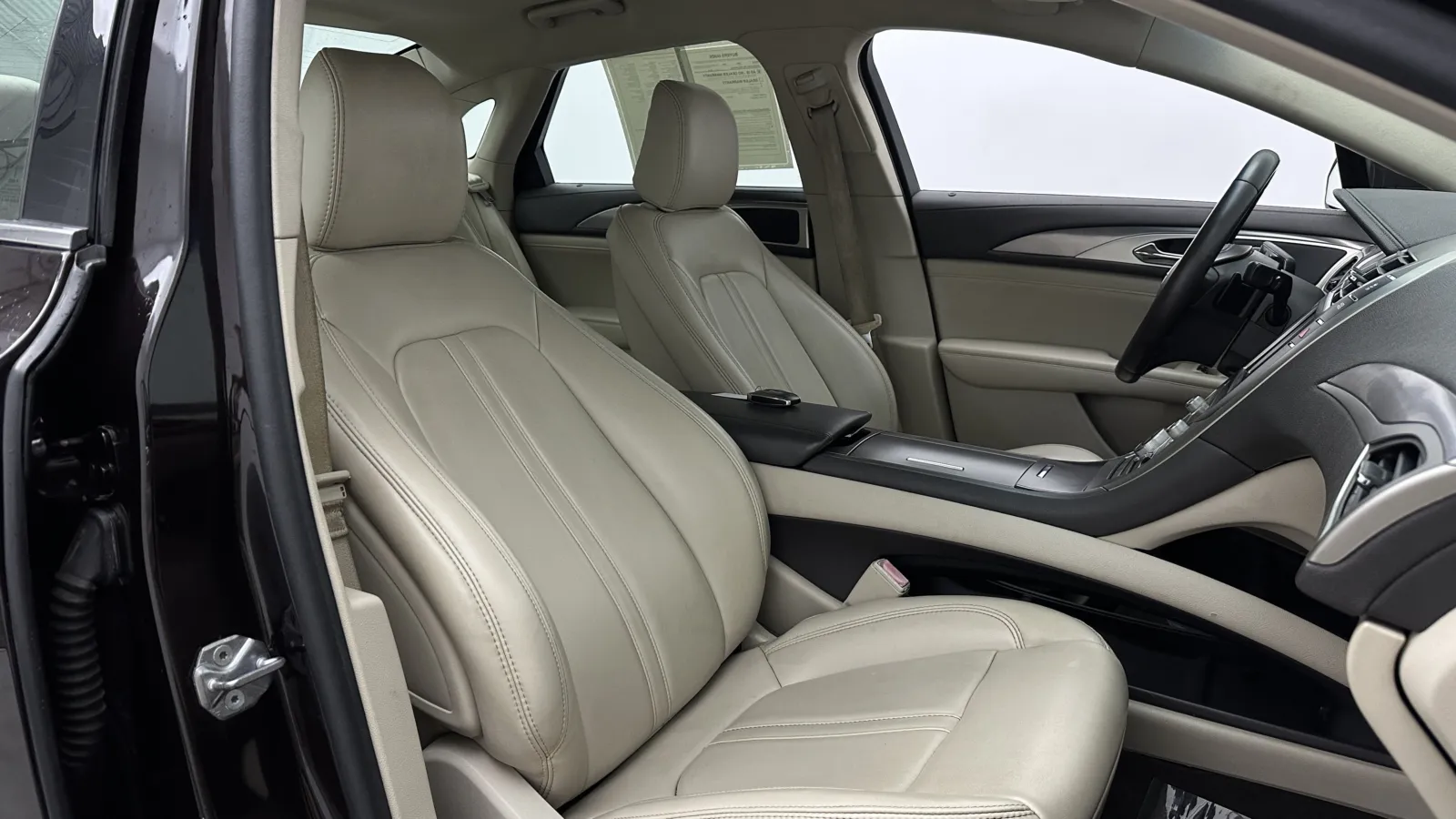 Lincoln MKZ photo 32