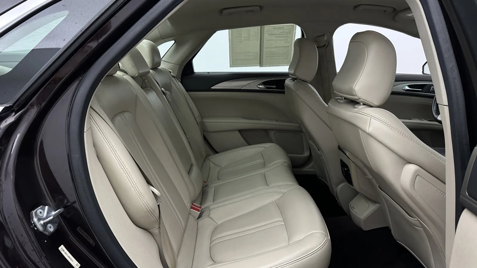 Lincoln MKZ photo 23