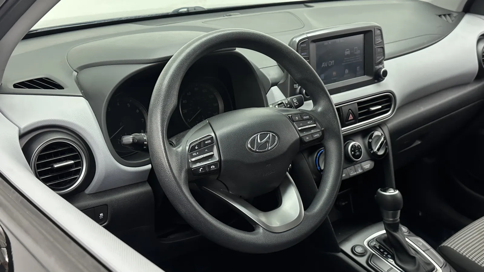 Hyundai Kona photo 8