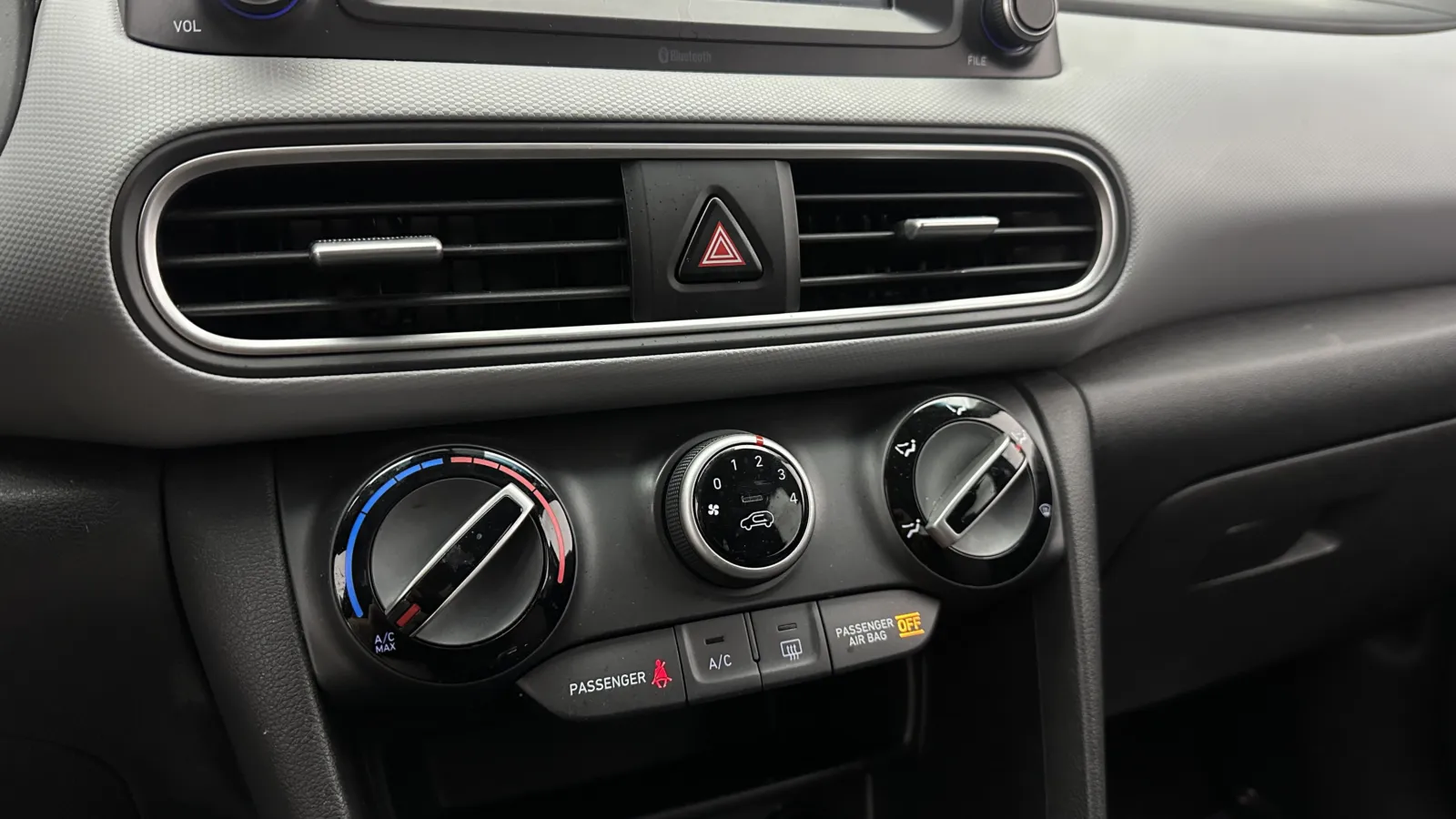 Hyundai Kona photo 14