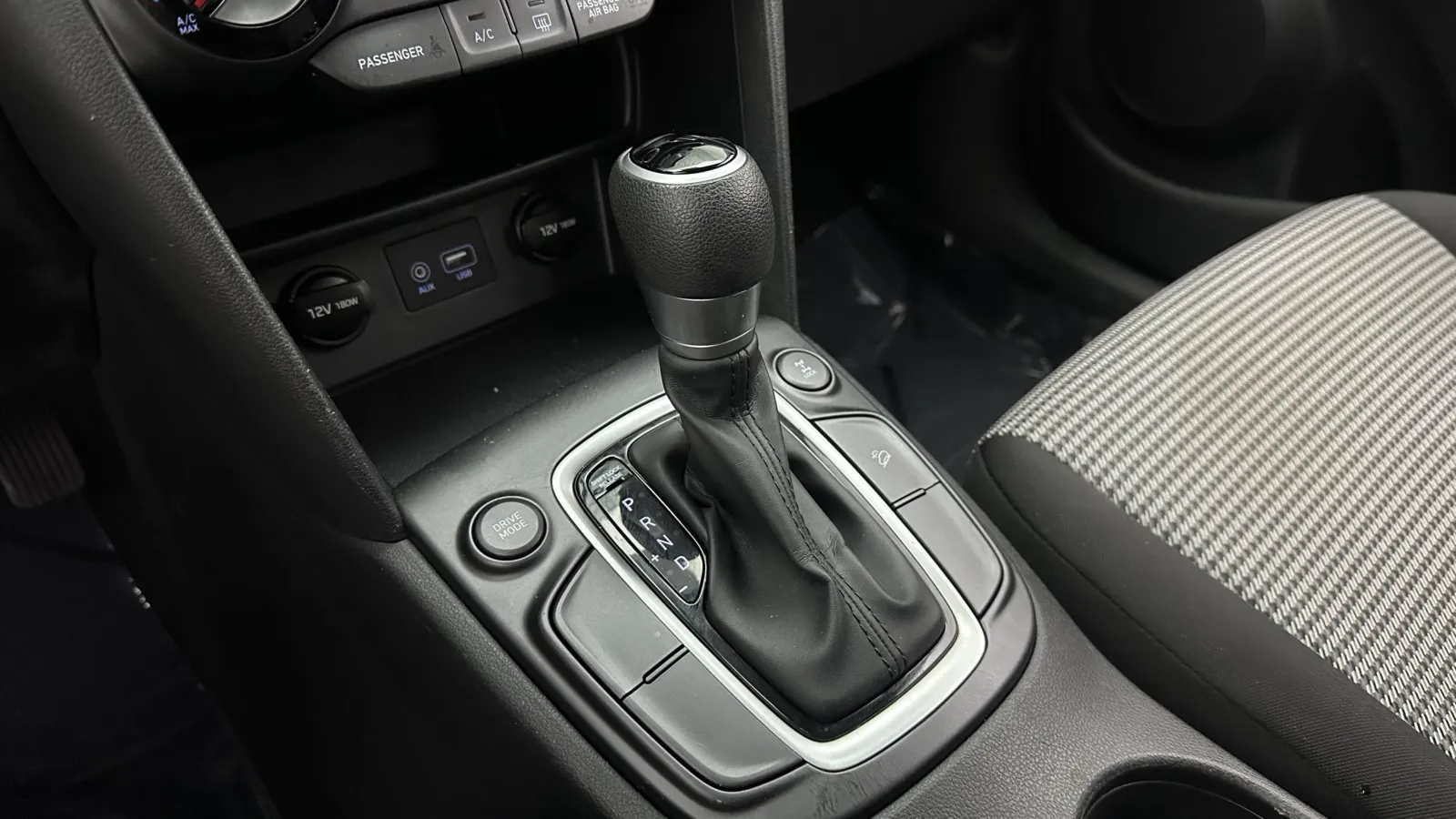 Hyundai Kona photo 13