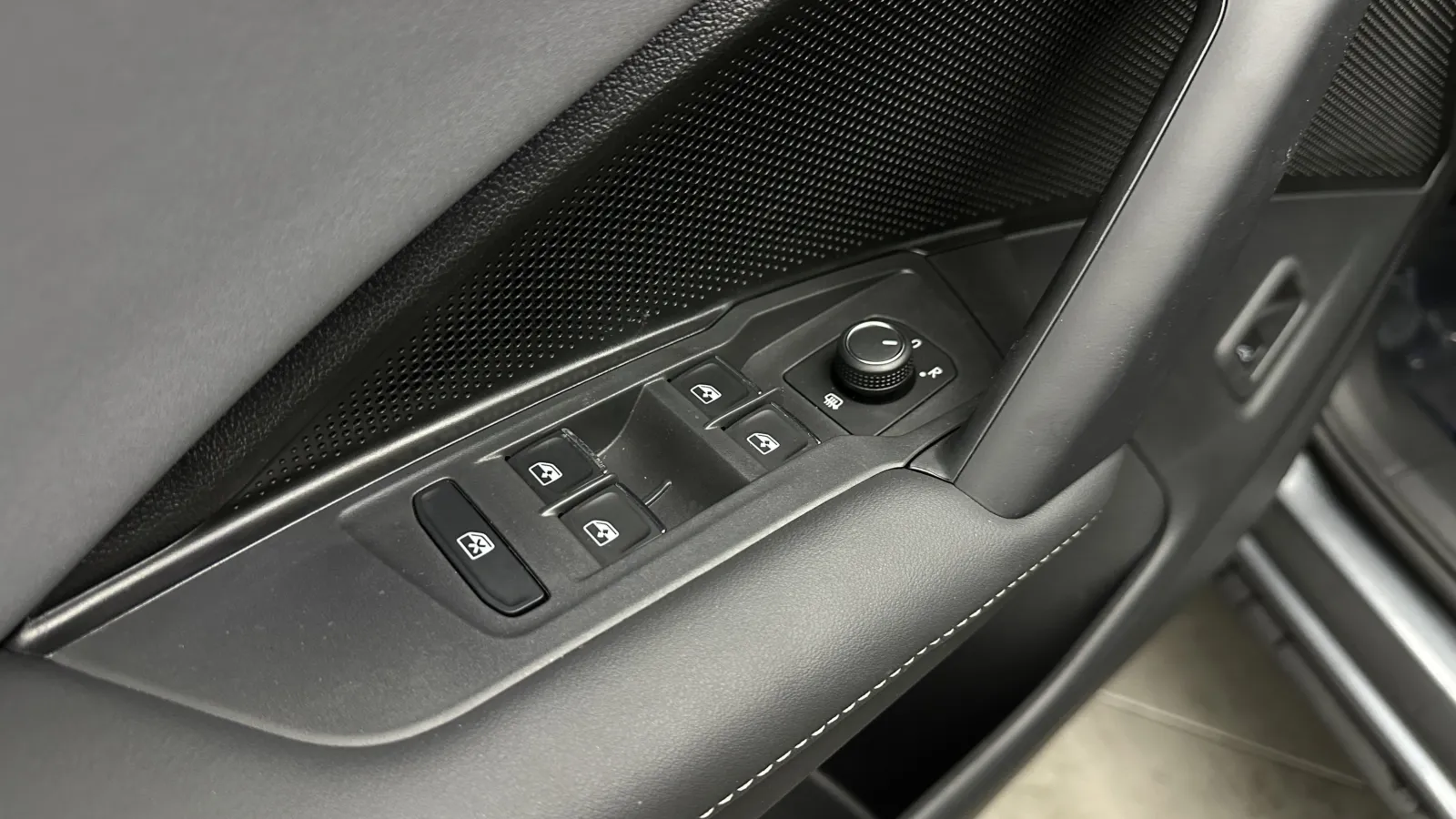 Volkswagen Tiguan photo 11