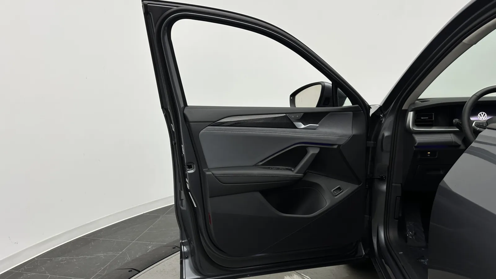 Volkswagen Tiguan photo 9