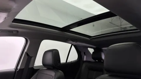 More photos of 2022 Chevrolet Equinox Premier at Auto Boutique Florida, FL