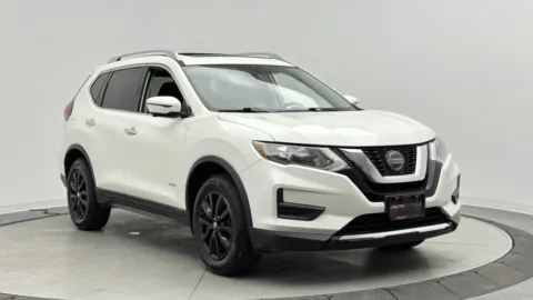 Another view of 2019 Nissan Rogue SV Hybrid for sale in Jacksonville, FL at Auto Boutique Florida