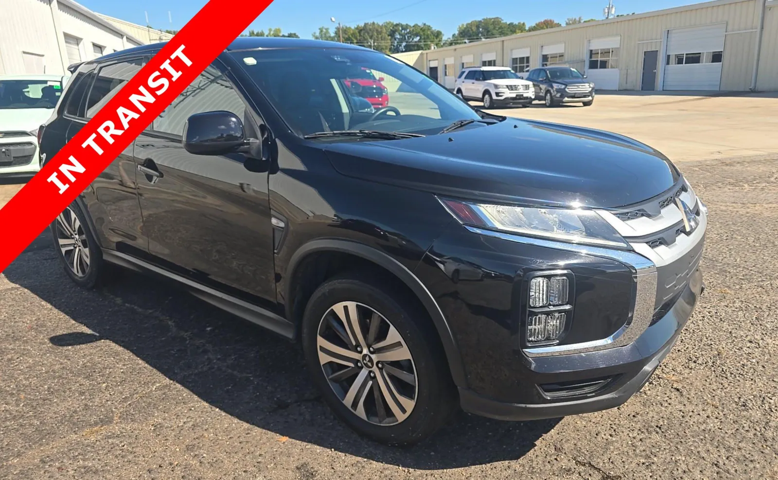 Mitsubishi Outlander Sport photo 3