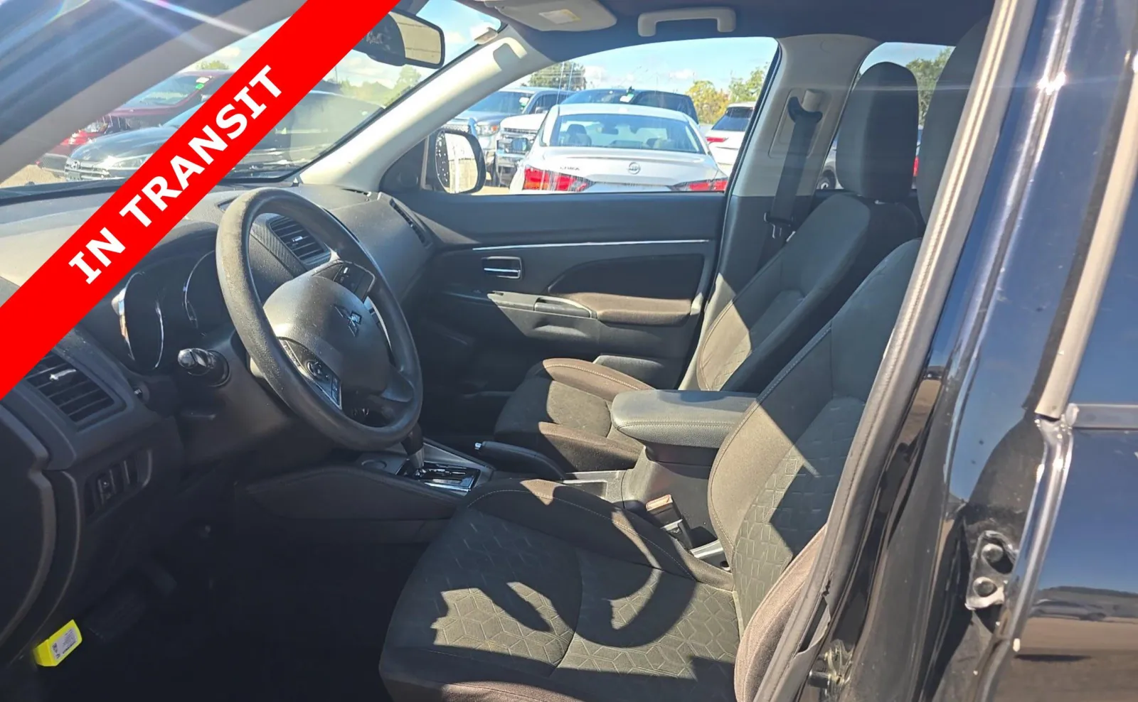 Mitsubishi Outlander Sport photo 6