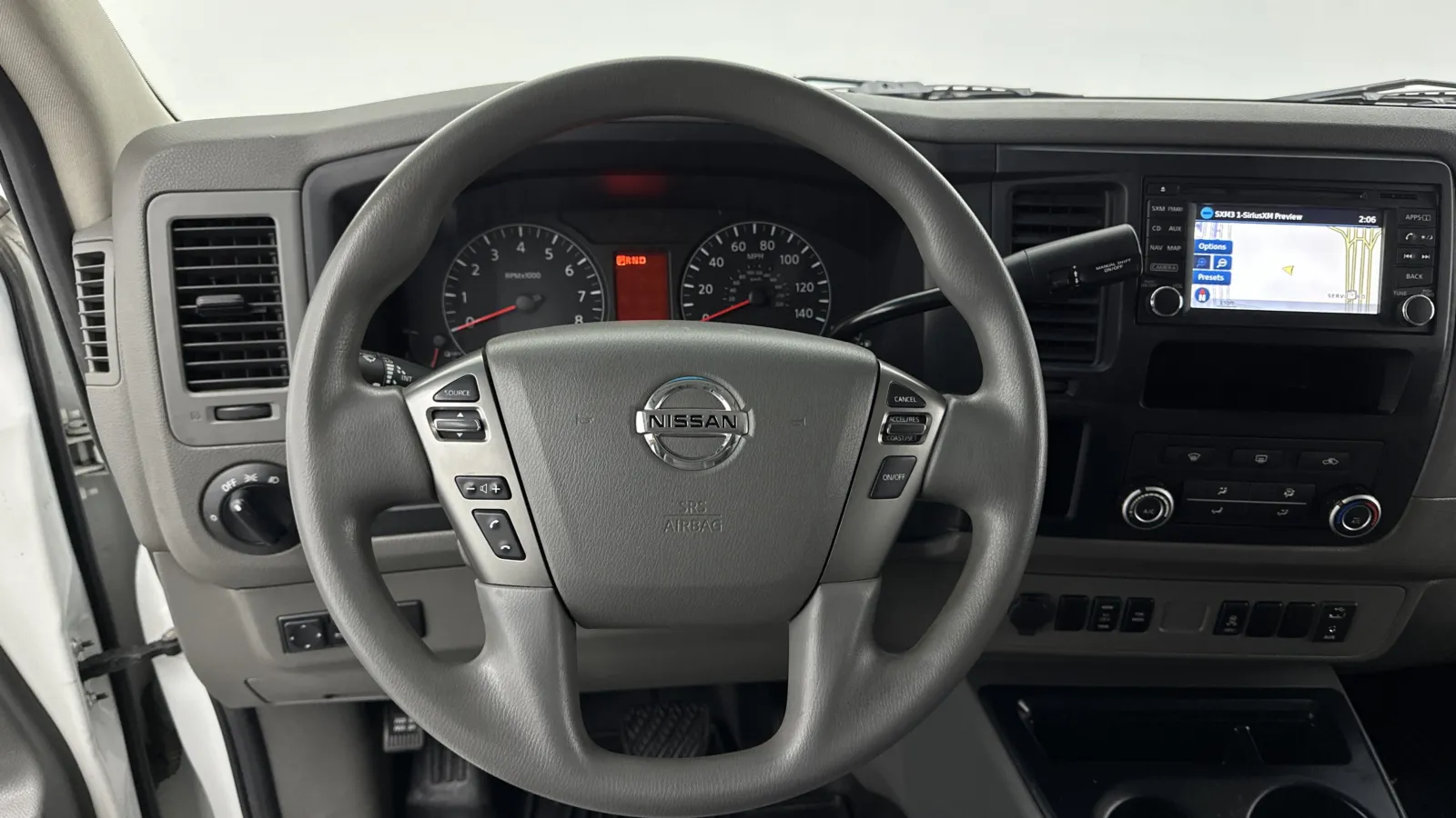 Nissan NV photo 19