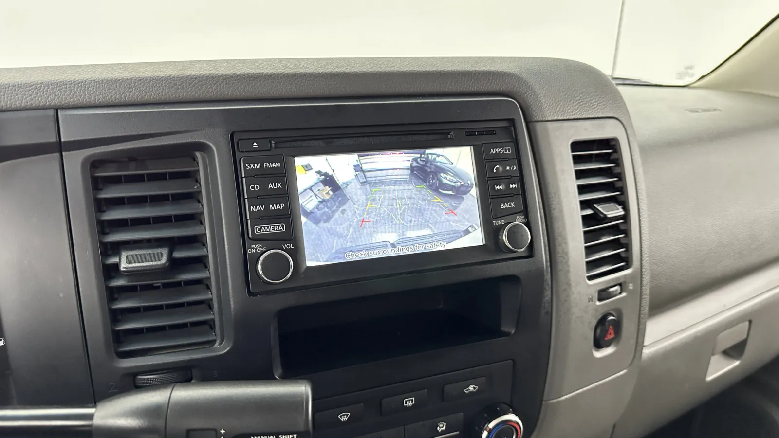 Nissan NV photo 15