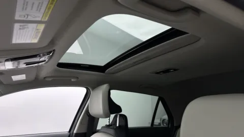 More photos of 2023 Kia Niro EX Touring at Auto Boutique Florida, FL