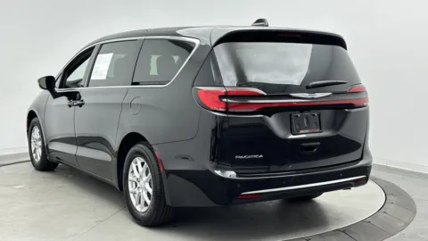 More photos of 2026 Chrysler Pacifica Select at Auto Boutique Florida, FL