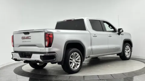 More photos of 2019 GMC Sierra 1500 SLE at Auto Boutique Florida, FL