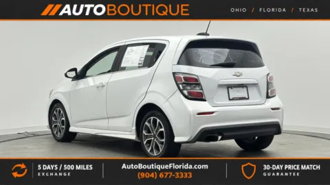 White 2018 Chevrolet Sonic LT for sale in Jacksonville, FL
